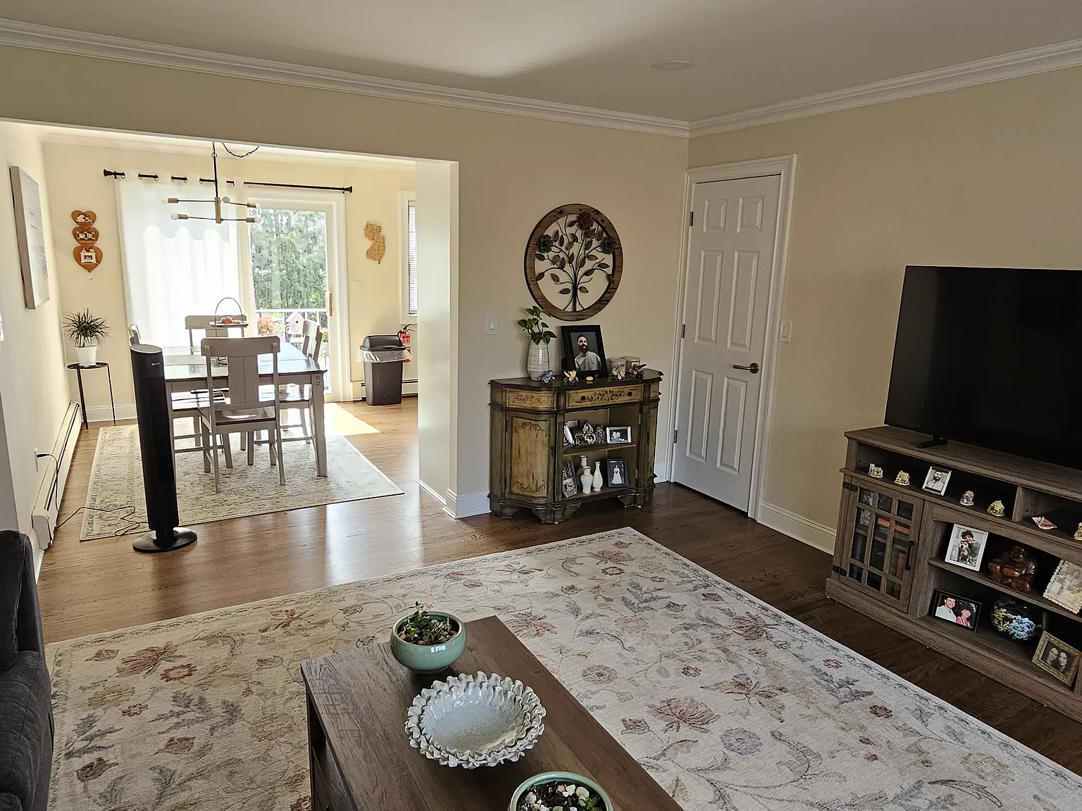 2 bed, 1150 sqft, $2,950 — Photo 2