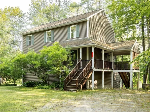 3 Berry Patch, Hillsboro, NH 03244