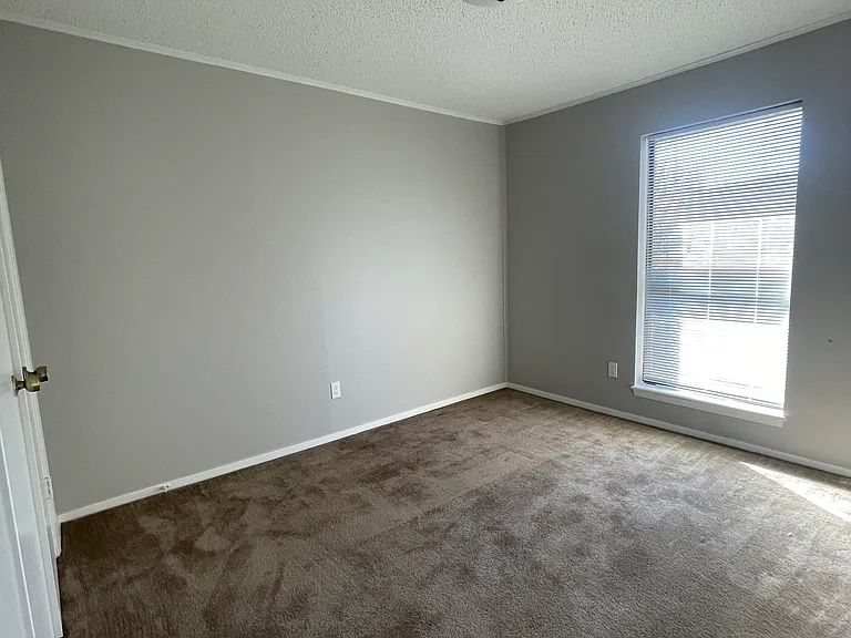 419 McGrede Dr — Photo 24