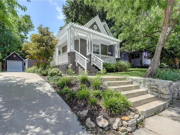 4808 Mercier St, Kansas City, MO 64112