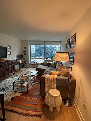 1st image of 450 W 17th St APT 807