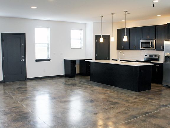 Over 900 feet of living space on the lower level.