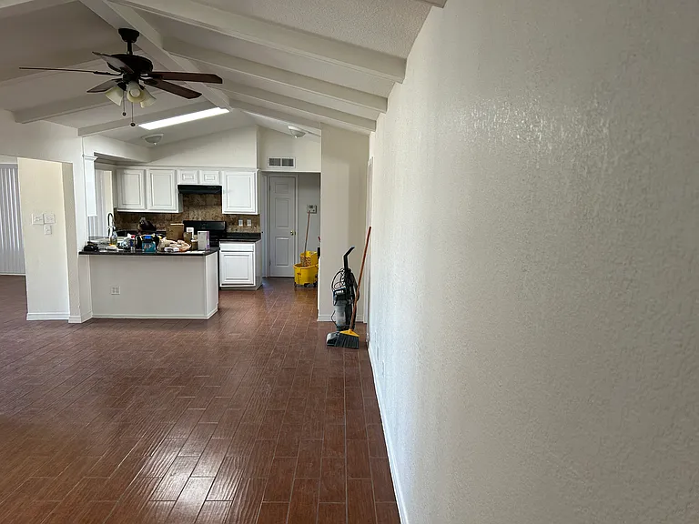 6644 Mariposa Dr — Photo 23