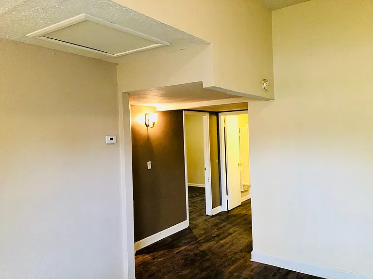 7006 Betsy Ross Dr — Photo 6