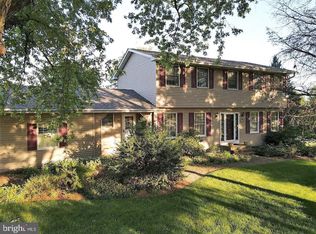8766 Claussville Rd, Fogelsville, PA 18051
