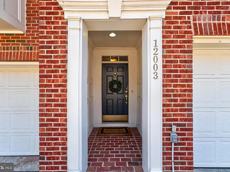12003 Mill Rock Dr — Photo 4