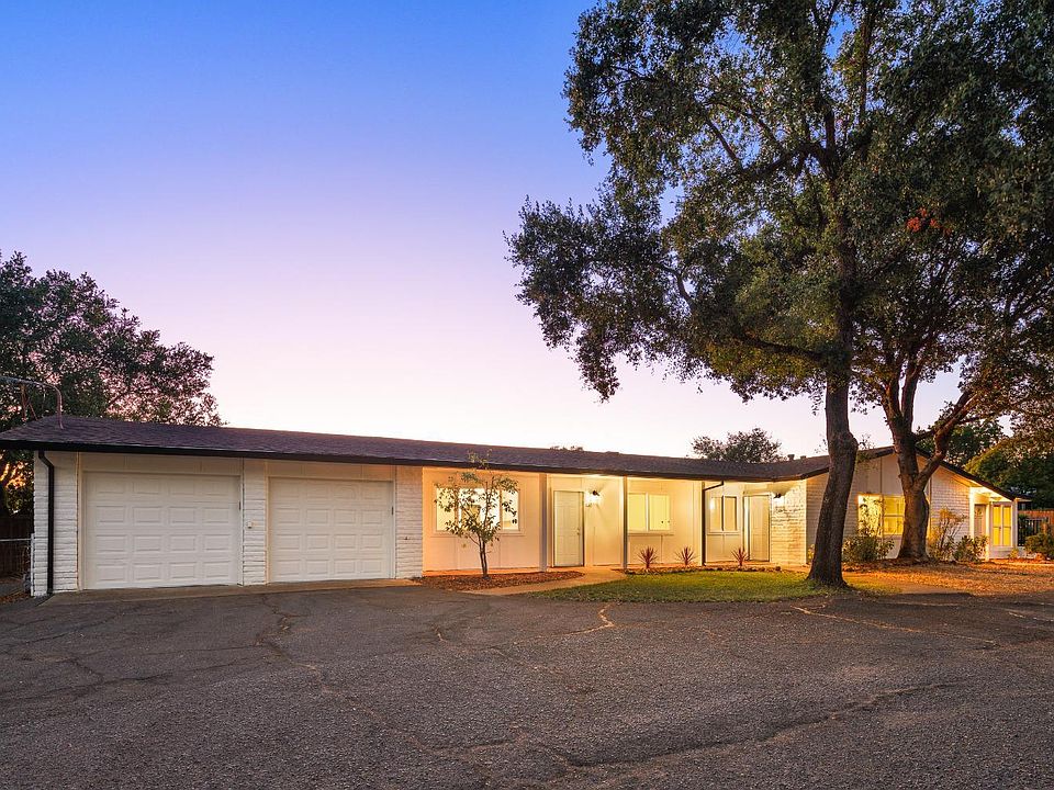 1st image of 642 Verano Avenue