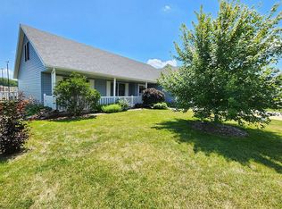 1120 S Johanson Rd, Peoria, IL 61607