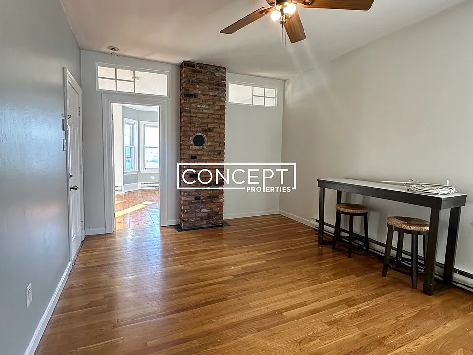 17 Pembroke St #2CP
