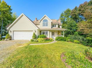 365 Pitkin Hill Rd, Johnson City, NY 13790