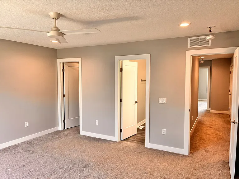 2308 SE Chayse Ln — Photo 10