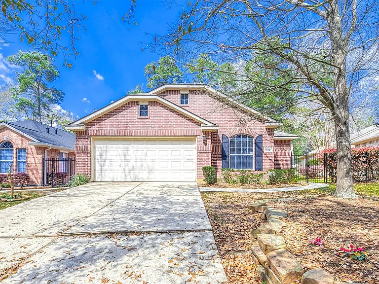 134 E Foxbriar Forest Cir — Photo 1