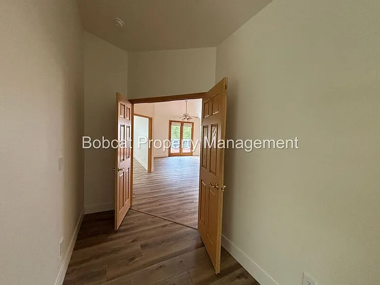 1300 Bridle Way — Photo 17