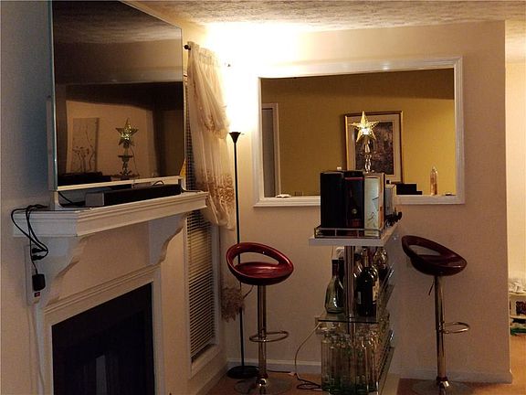 3rd image of 5041 Woodridge Way