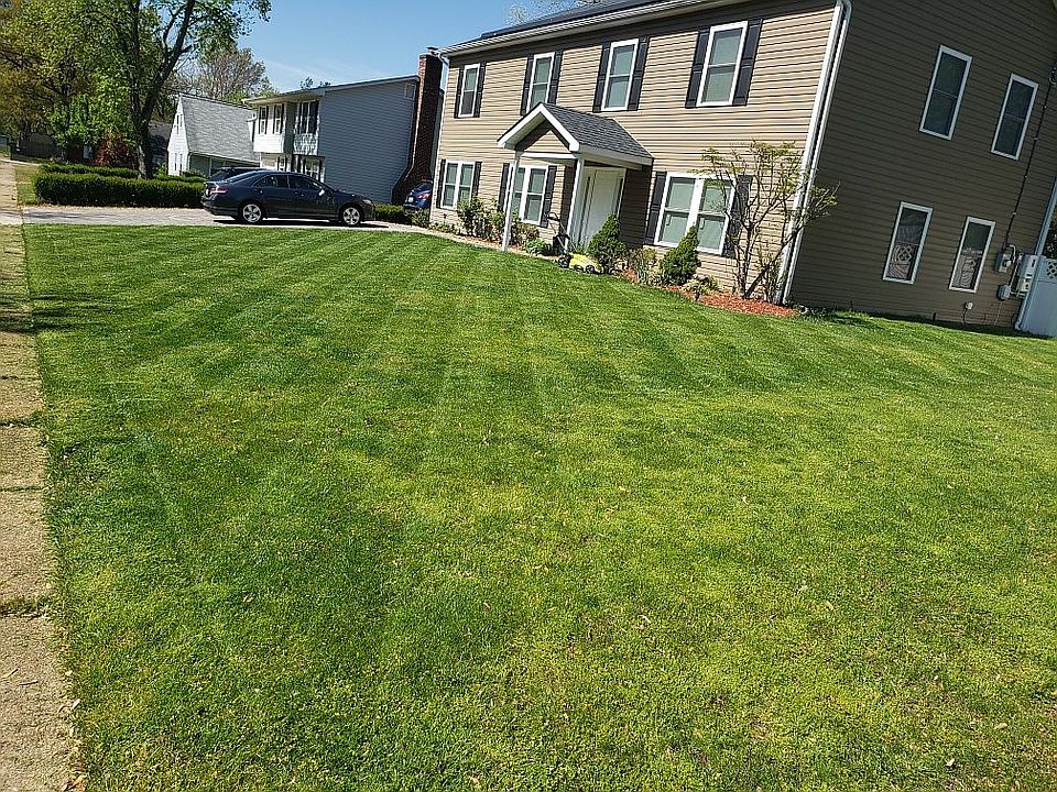 2nd image of 908 Waddell Rd