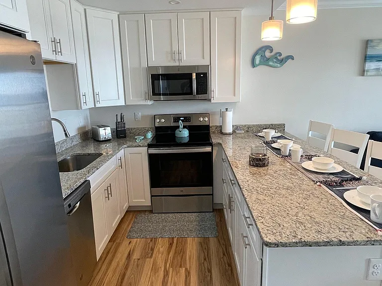 315 Ocean Blvd #204 — Photo 10