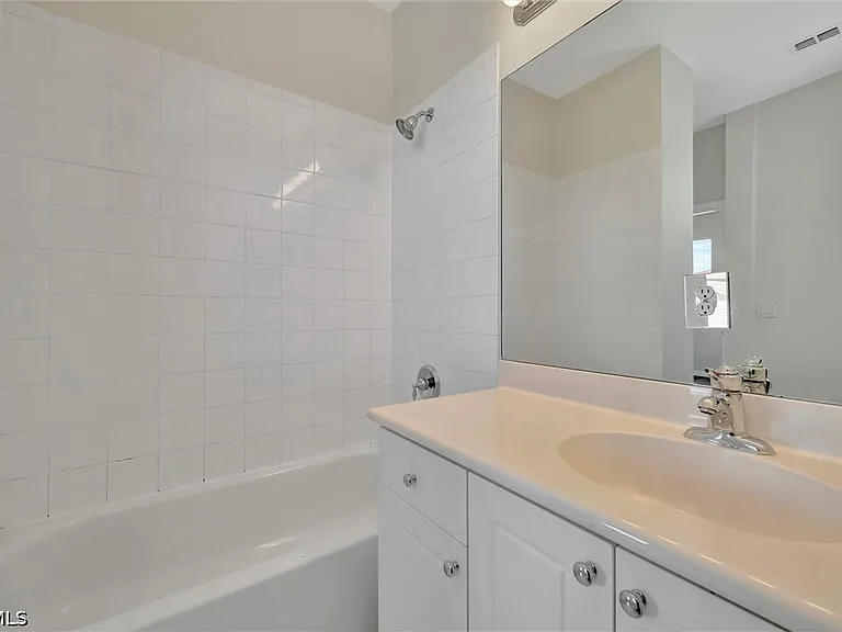 10245 S Golden Elm Dr — Photo 43