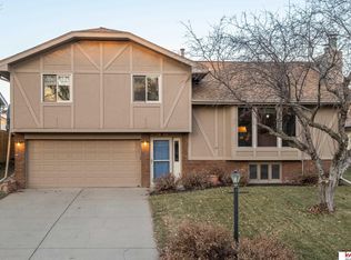 15266 U St, Omaha, NE 68137