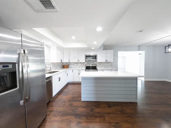 2144 S Los Feliz Dr, Tempe, AZ 85282