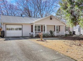 1006 Walnut Dr, Lawrenceville, GA 30044