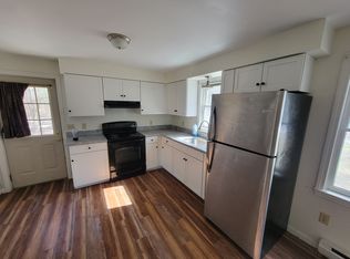 42 Blueberry Ln #B, Gray, ME 04039