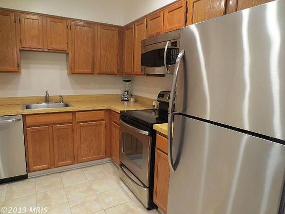 3rd image of 3601 Mactavish Pl