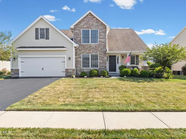 25149 Fox Hunt Dr, Perrysburg, OH 43551