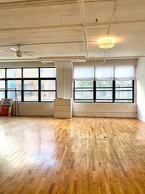 Rented by EXR | media 3