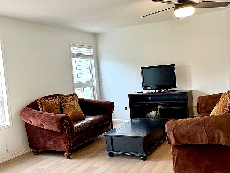 55 Regina Blvd — Photo 3