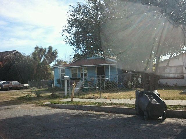 1st image of 747 W Trenton St