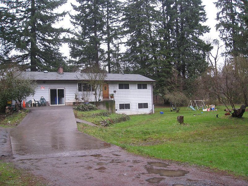 2nd image of 35585 SE Hauglum Rd