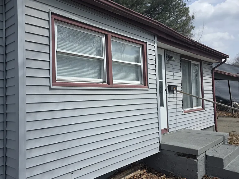 4701 Birchcrest Dr — Photo 3