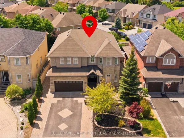 246 Madhu Cres, Ottawa, ON K2C 4J3