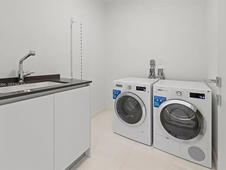 300 Biscayne Boulevard Way #3404C — Photo 39