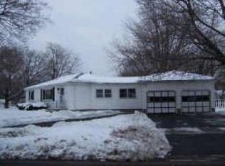 1445 Maiden Ln, Rochester, NY 14626