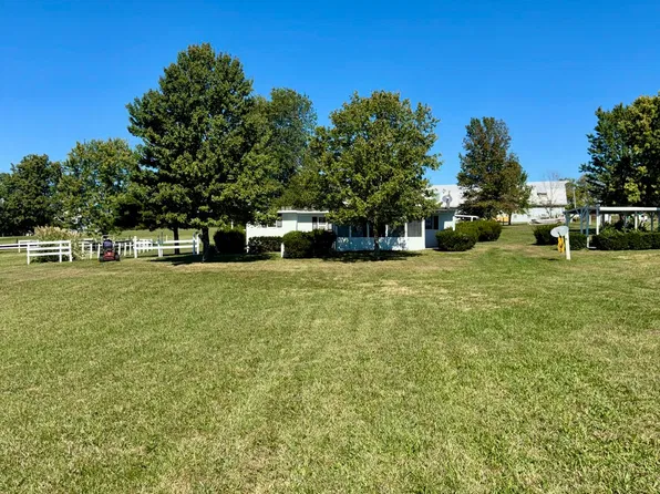 221 Hughley Ln, Harrodsburg, KY 40330