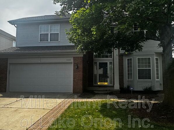 3189 Silverbrook Dr