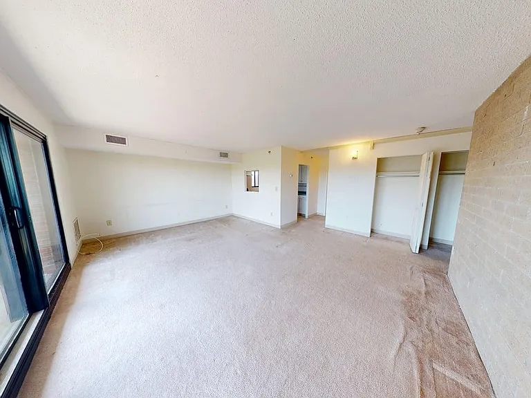 46 Marion St #5C — Photo 1