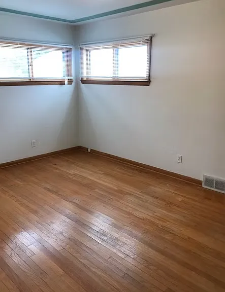 3340 S Dayfield Ave — Photo 8