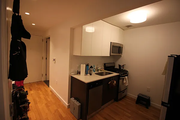 Rented by (Legacy) NY 101, Inc. | media 3