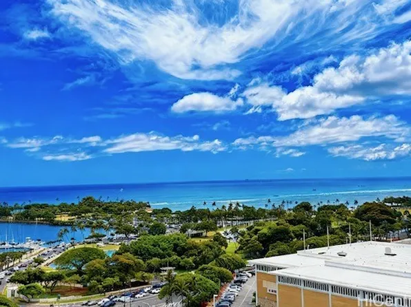 410 Atkinson Dr #1609, Honolulu, HI 96814