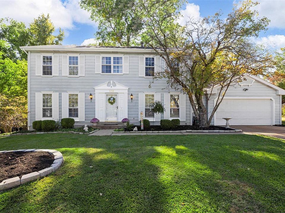 1st image of 276 Oakleigh Woods Dr
