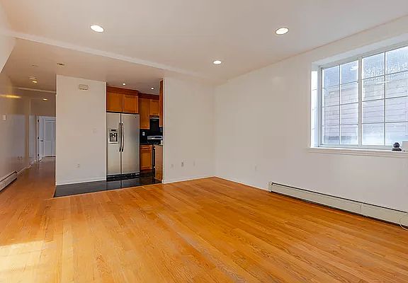 3rd image of 69 Bay 20 St #2B