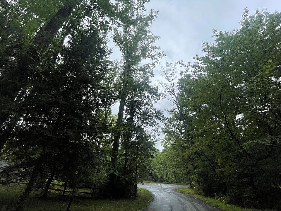 2nd image of 15 Walnut Valley Rd