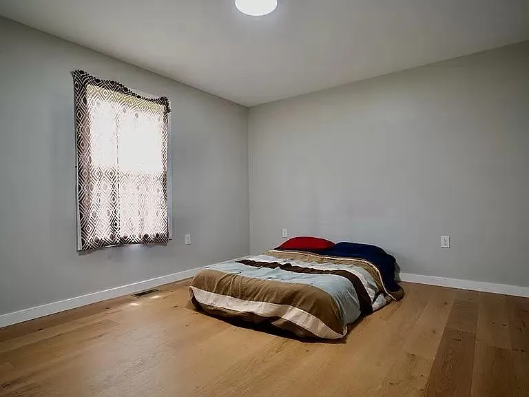 143 Fremont Rd — Photo 7