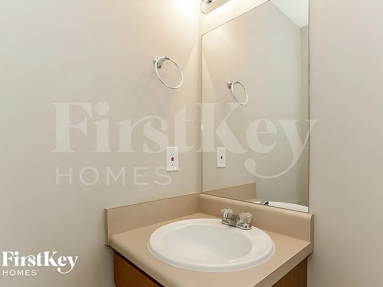 88 Ravenwood Ln — Photo 14