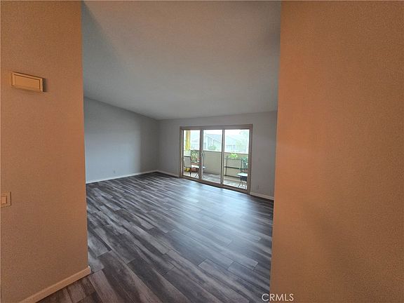 4th image of 8933 Biscayne Ct #8933221G
