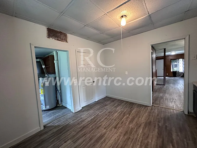 106 Wisconsin Ave — Photo 3