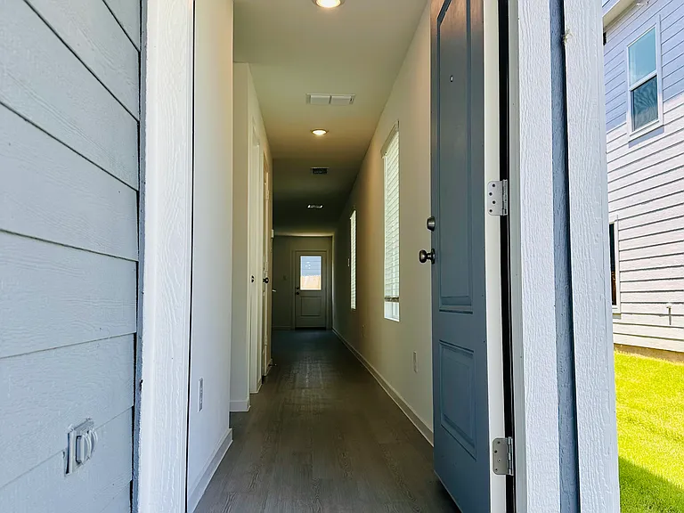 6306 Pelican Ln — Photo 4