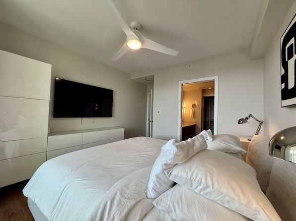2 bedroom rental in Vancouver — photo 18